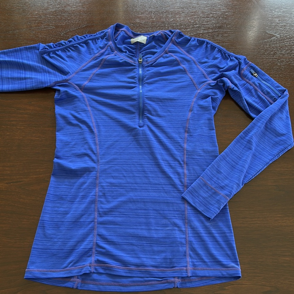 Athleta top Blue Pacifica zip ruched yoga